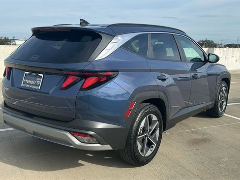 Certified 2025 Hyundai Tucson SEL image 12