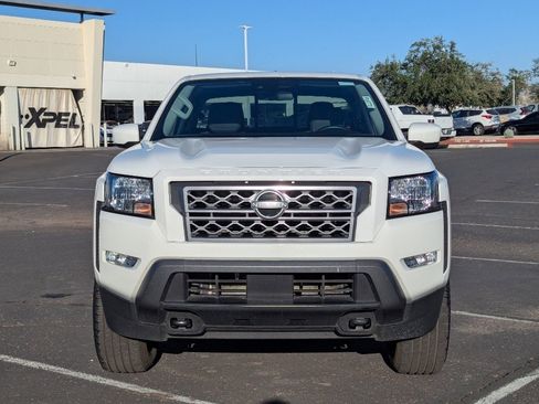 Certified 2024 Nissan Frontier SV w/ SV Convenience Package image 8
