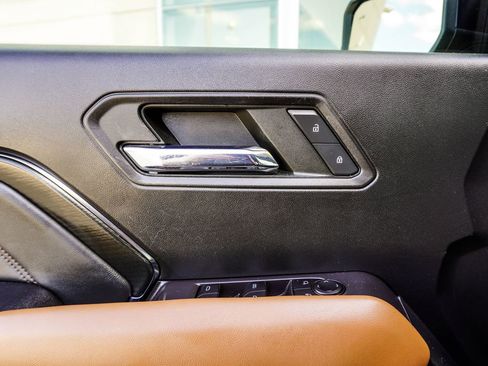 Used 2023 GMC Canyon AT4 w/ Canyon Safety Plus Package image 37