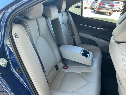 Used 2024 Toyota Camry XLE w/ Navigation Package image 18