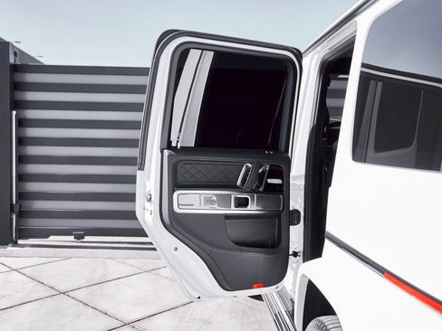 Used 2025 Mercedes-Benz G 63 AMG 4MATIC image 29