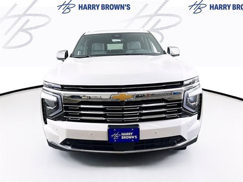 New 2025 Chevrolet Suburban Premier image 31