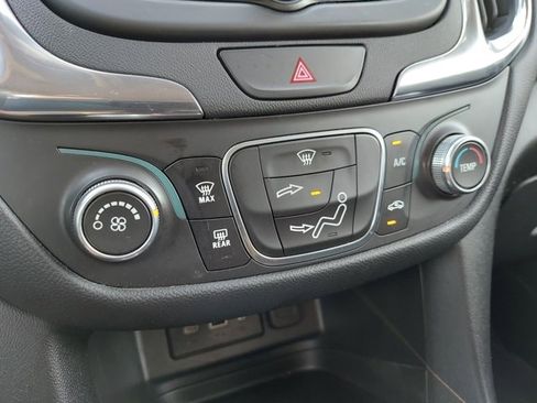 Used 2020 Chevrolet Equinox LT image 26