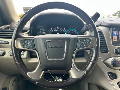 Used 2017 GMC Yukon XL Denali w/ Open Road Package AWD/4WD image 20
