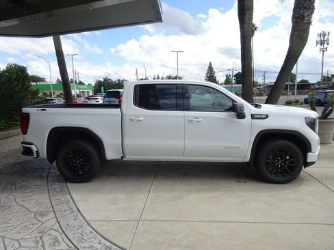 New 2026 GMC Sierra 1500 Elevation AWD/4WD image 9