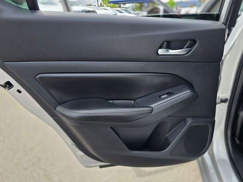 Used 2019 Nissan Altima 2.5 SL FWD image 18