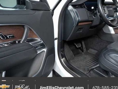 Used 2024 Land Rover Range Rover SE image 9