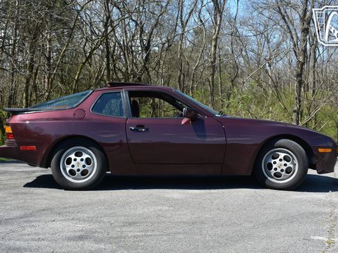 Used 1987 Porsche 944 S image 27