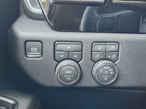 New 2026 Chevrolet Silverado 2500 LT w/ Trail Boss Package image 23