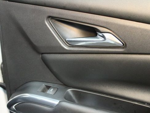 Used 2024 Chevrolet Traverse Z71 w/ Enhanced Driving Package image 13