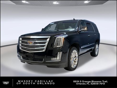 Used 2018 Cadillac Escalade Platinum image 1