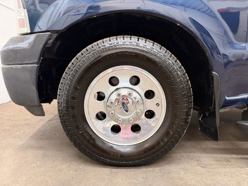 Used 2005 Ford F250 Lariat RWD image 12