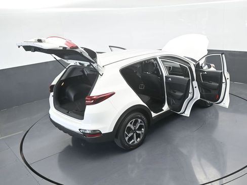 Used 2020 Kia Sportage LX image 67
