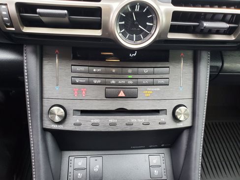 Used 2019 Lexus RC 300 F Sport image 45