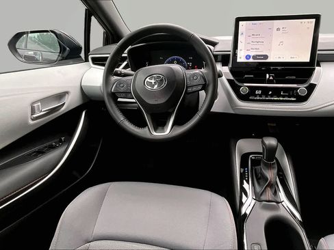 Certified 2025 Toyota Corolla FX w/ Convenience Package FWD image 6