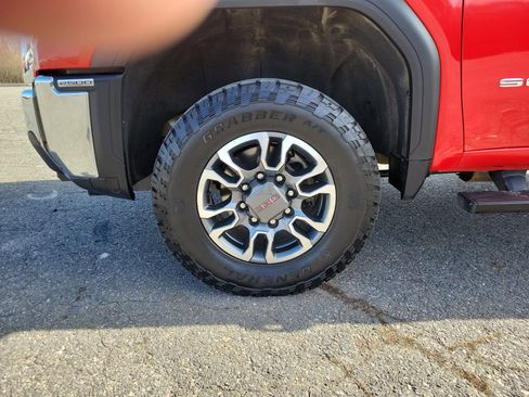 Certified 2024 GMC Sierra 2500 SLE w/ SLE Convenience Package AWD/4WD image 12