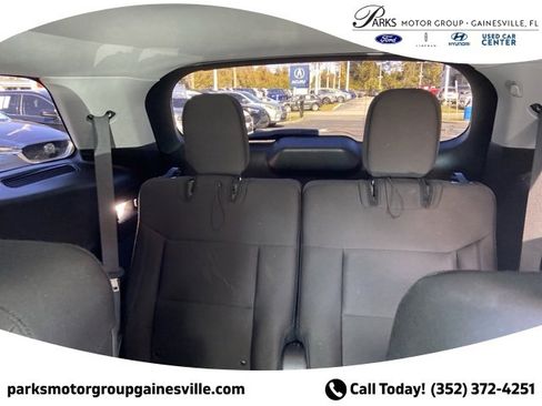 Certified 2020 Ford Explorer XLT image 12