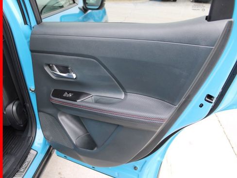 Certified 2025 Nissan Kicks SR w/ Illumination Package FWD image 23