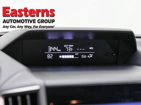 Used 2022 Subaru Crosstrek 2.0i Premium image 19