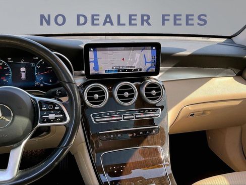 Used 2021 Mercedes-Benz GLC 300 4MATIC image 9