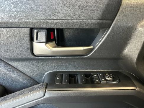 Used 2024 Toyota Tacoma TRD Sport AWD/4WD image 12