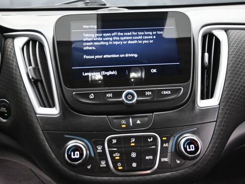 Used 2024 Chevrolet Malibu LT FWD image 24