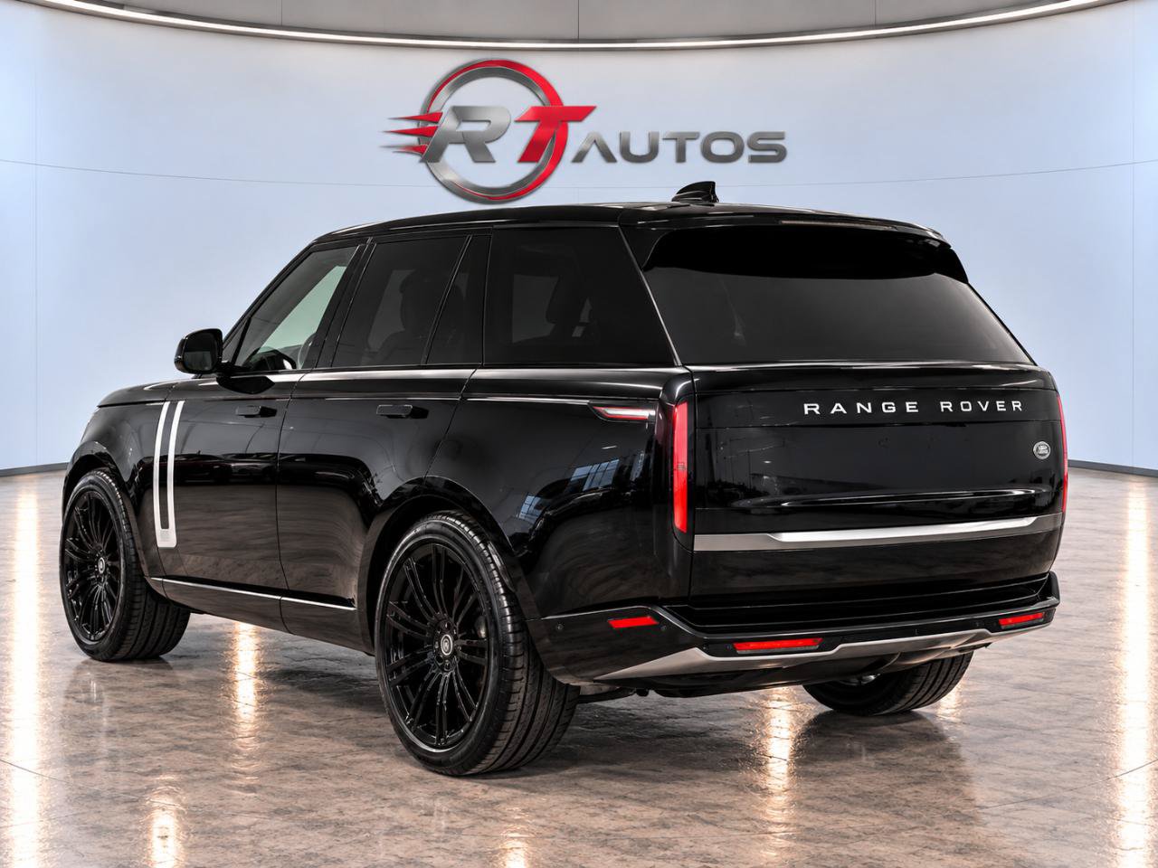 Used 2024 Land Rover Range Rover SE AWD/4WD image 6