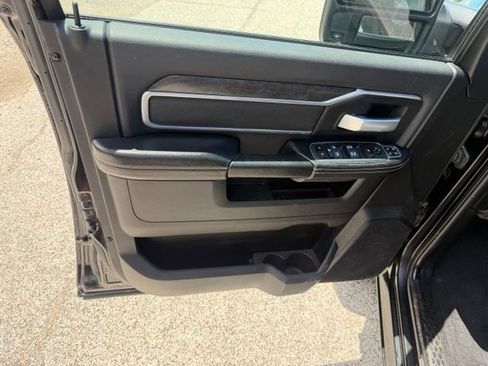 Certified 2024 RAM 2500 Big Horn AWD/4WD image 19