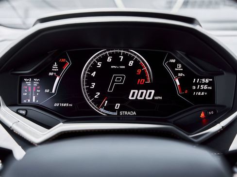 Used 2021 Lamborghini Huracan EVO RWD image 57