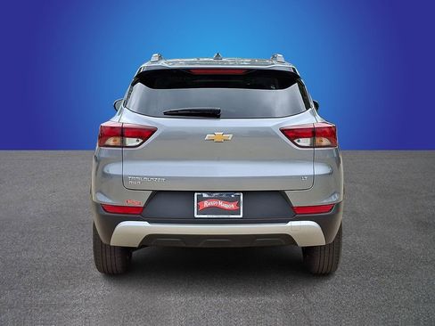 Used 2023 Chevrolet TrailBlazer LT w/ Convenience Package AWD/4WD image 5