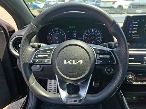 Certified 2023 Kia Forte GT-Line FWD image 17