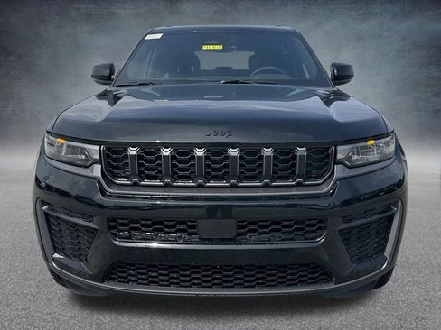 New 2026 Jeep Grand Cherokee Altitude AWD/4WD image 5