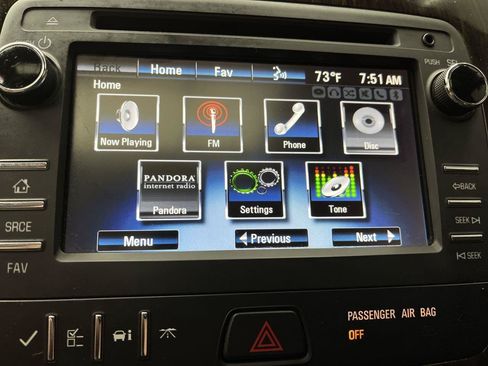 Used 2015 Chevrolet Traverse LT FWD image 20
