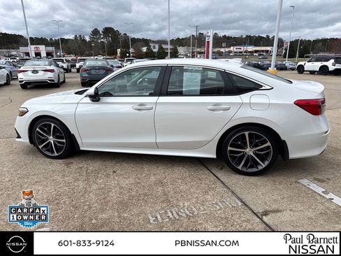 Used 2024 Honda Civic Touring image 13