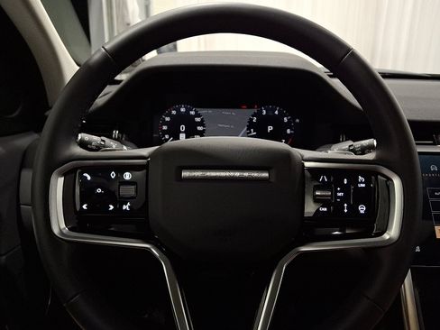 Certified 2025 Land Rover Discovery Sport S image 22