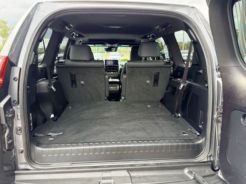 Certified 2022 Lexus GX 460 Premium image 13