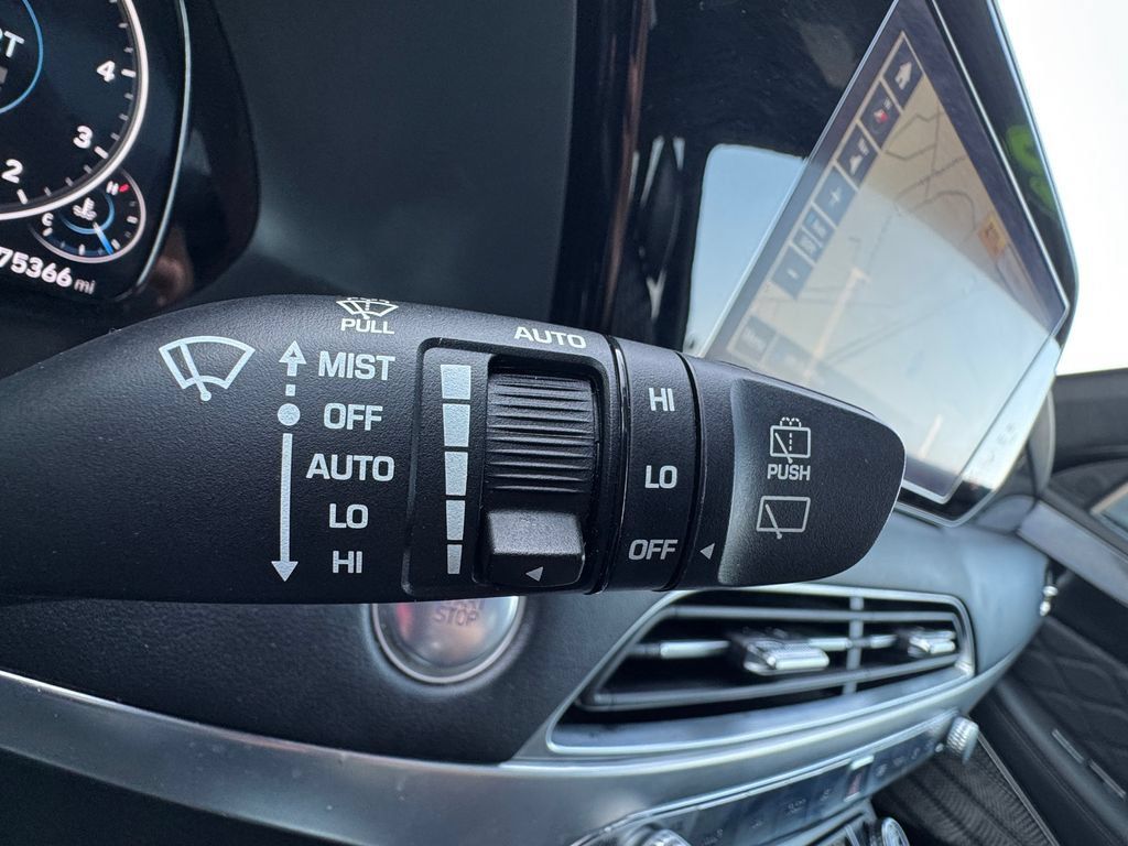 Used 2020 Hyundai Palisade Limited FWD image 13