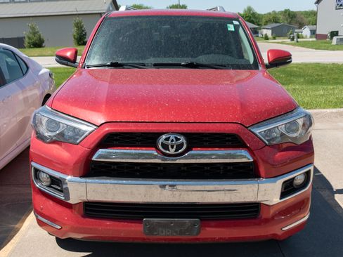 Used 2018 Toyota 4Runner Limited AWD/4WD image 3