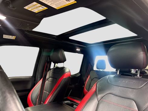 Used 2018 Ford F150 Lariat w/ Equipment Group 502A Luxury AWD/4WD image 19