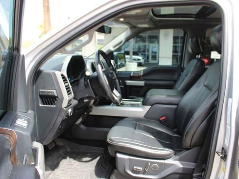 Used 2018 Ford F150 Lariat w/ Equipment Group 501A Mid AWD/4WD image 11