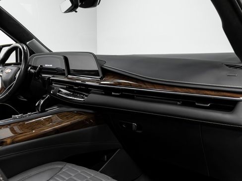 Used 2023 Cadillac Escalade ESV Sport Platinum image 20