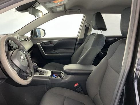 Used 2019 Toyota RAV4 LE w/ All Weather Liner Package AWD/4WD image 10