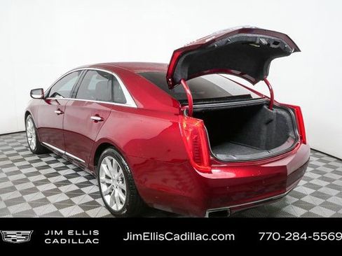 Used 2017 Cadillac XTS Luxury image 28