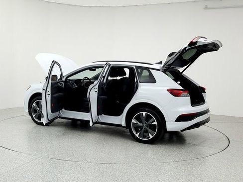 Used 2023 Audi Q4 e-tron Premium w/ Convenience Package image 12