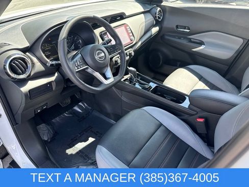 Used 2023 Nissan Kicks SR w/ SR Premium Package FWD image 15