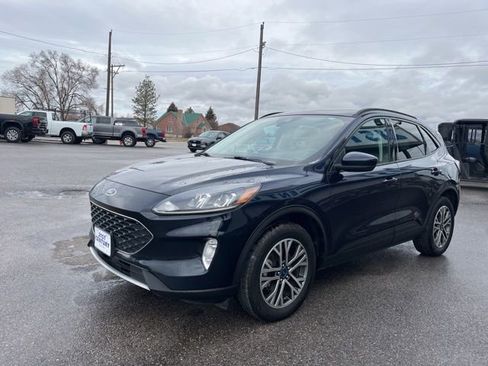 Used 2021 Ford Escape SEL image 3