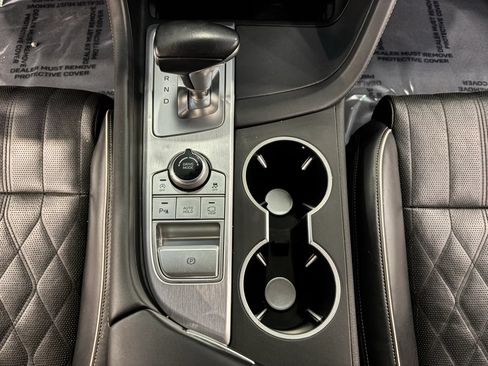 Used 2020 Genesis G70 2.0T w/ Prestige Package RWD image 26