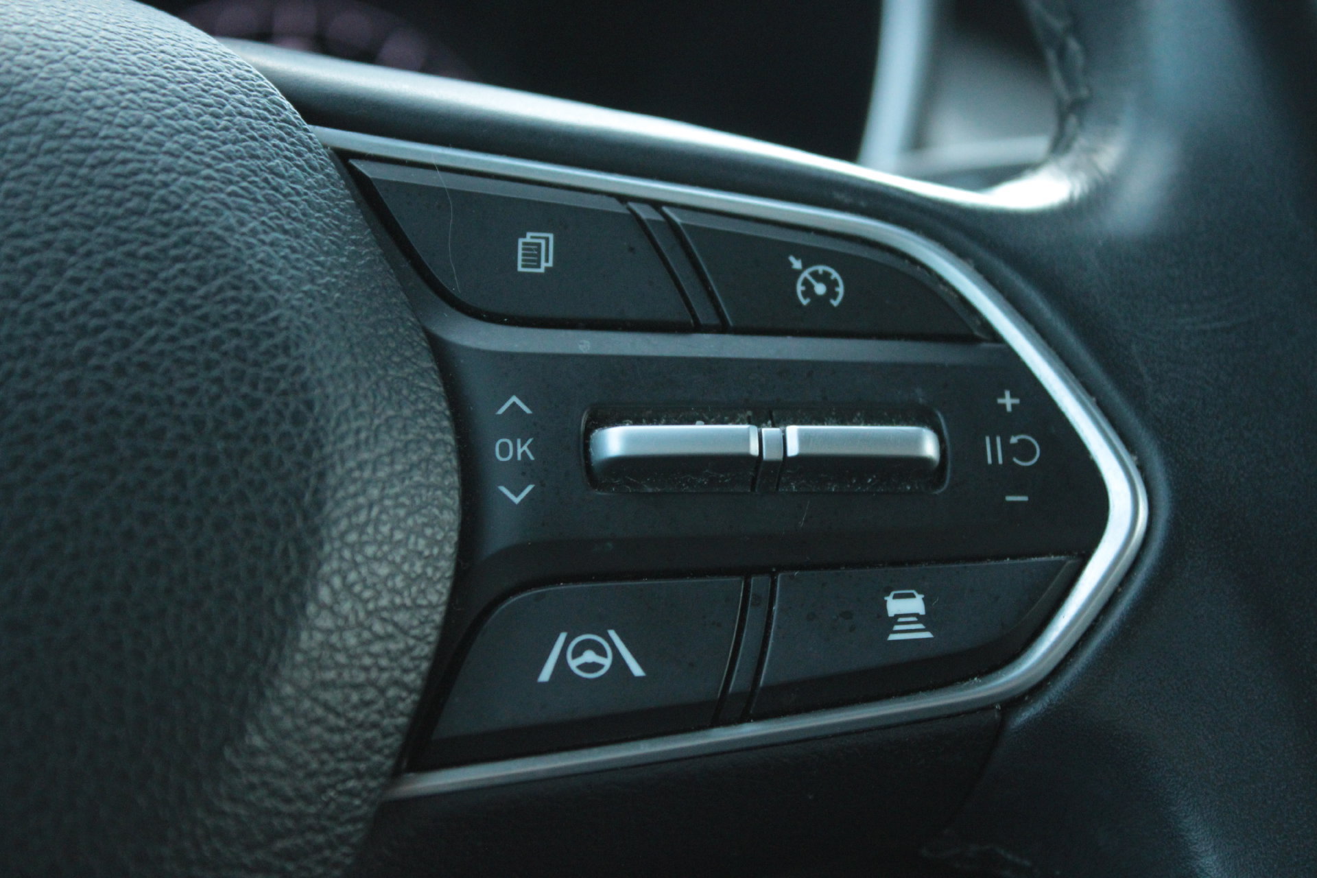 Used 2023 Hyundai Santa Fe SEL AWD/4WD image 37