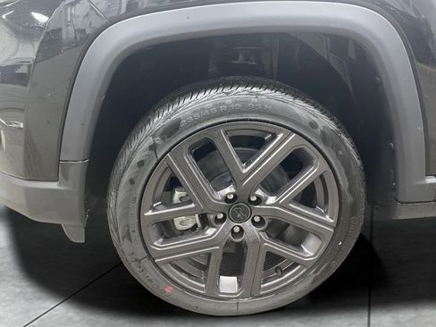 New 2026 Jeep Compass Limited image 19