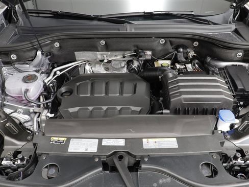 New 2026 Volkswagen Atlas Cross Sport SE image 22